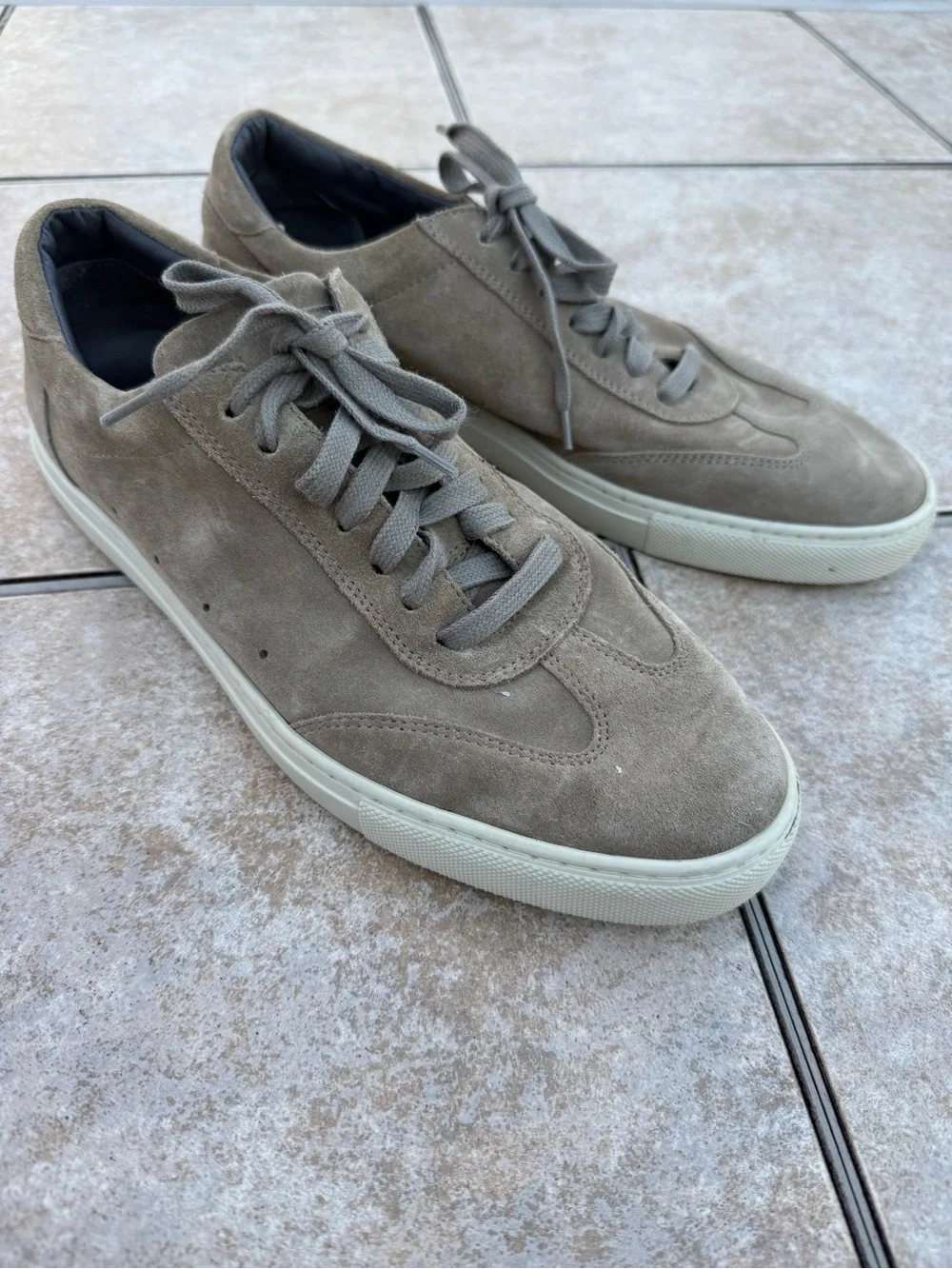 To Boot New York Matlock Lace Up Sneakers in Taupe Suede size 9.5